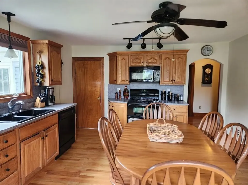 30 Daggett Avenue Pawtucket RI 02861