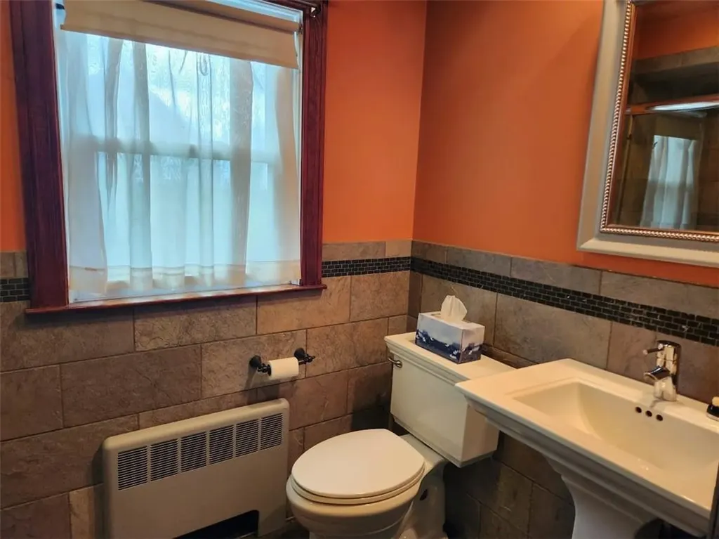 30 Daggett Avenue Pawtucket RI 02861