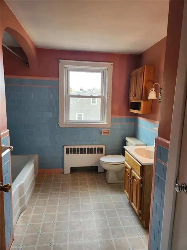 30 Daggett Avenue Pawtucket RI 02861