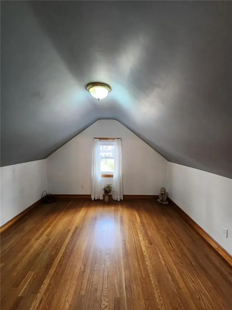 30 Daggett Avenue Pawtucket RI 02861