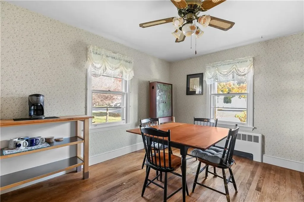 14 Foxhill Avenue Bristol RI 02809