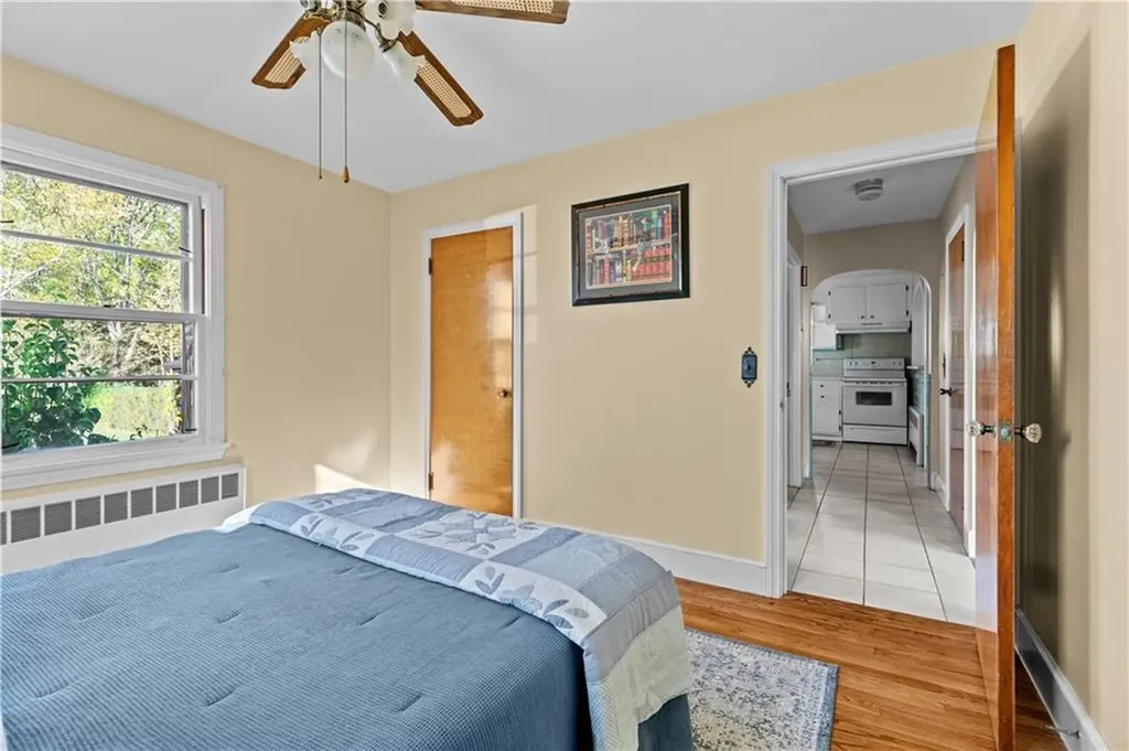 14 Foxhill Avenue Bristol RI 02809