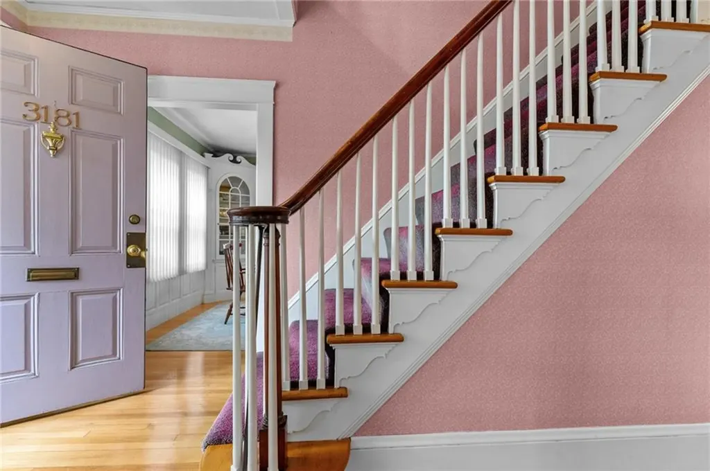 3181 Post Road Warwick RI 02886