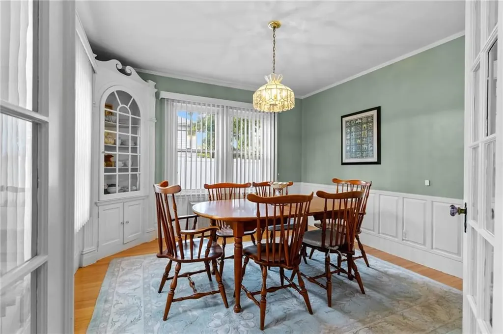 3181 Post Road Warwick RI 02886