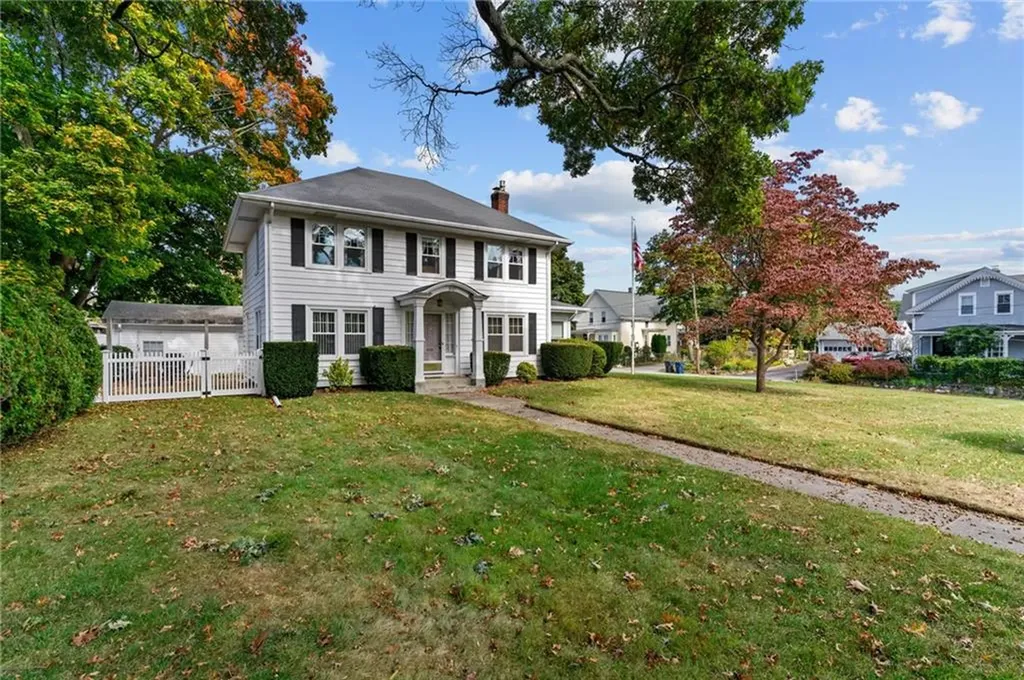 3181 Post Road Warwick RI 02886