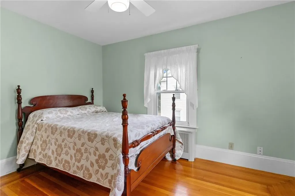 3181 Post Road Warwick RI 02886