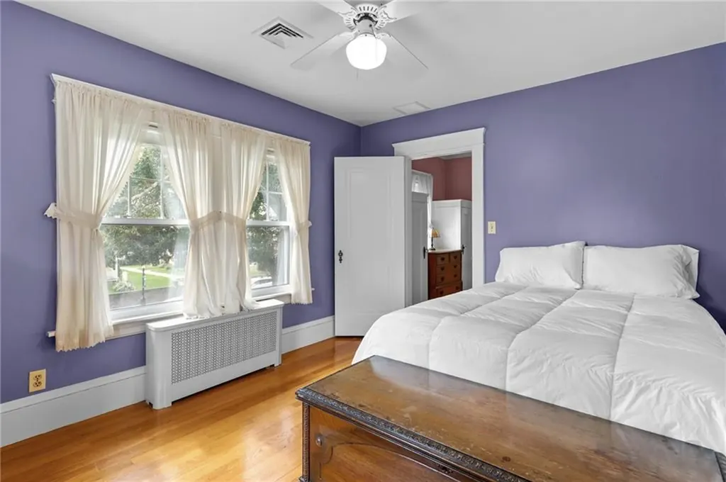 3181 Post Road Warwick RI 02886