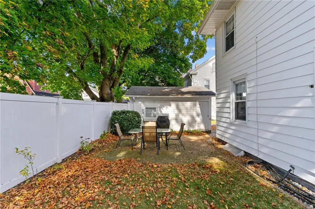 3181 Post Road Warwick RI 02886