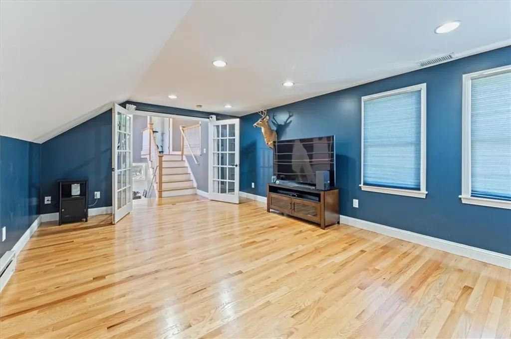 5 Tyler Court Warren RI 02885