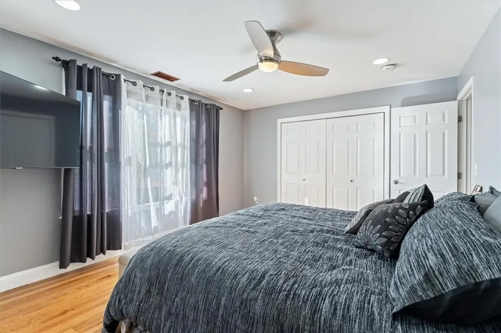 5 Tyler Court Warren RI 02885