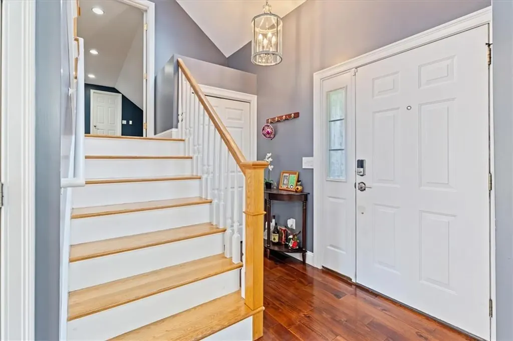 5 Tyler Court Warren RI 02885