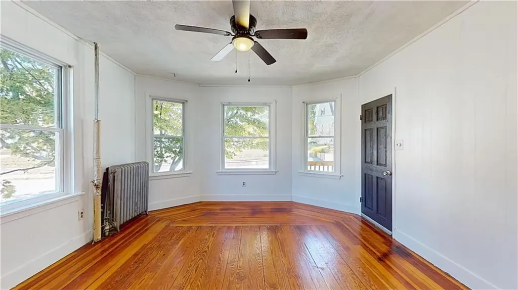 97 Alice Avenue Woonsocket RI 02895
