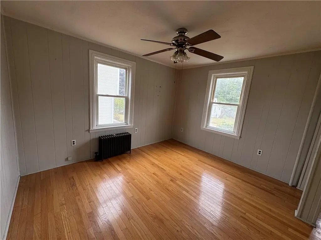 119 Model Avenue Warwick RI 02889