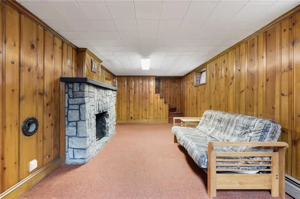 52 Hazael Street Providence RI 02908