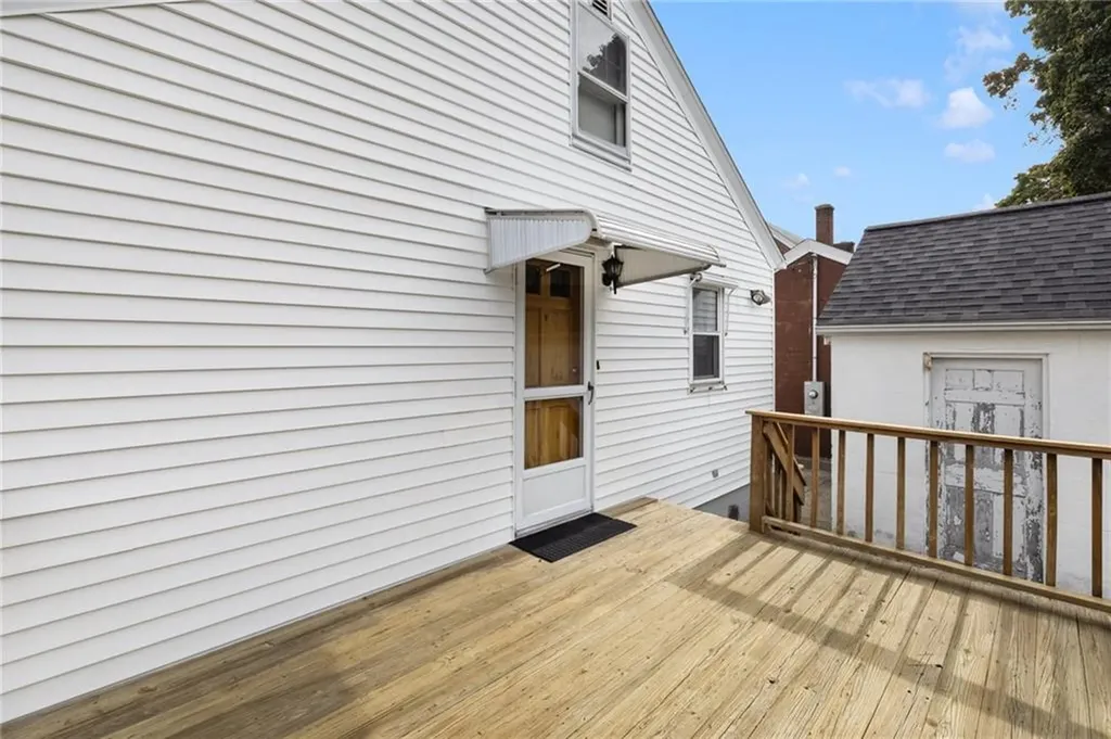 52 Hazael Street Providence RI 02908