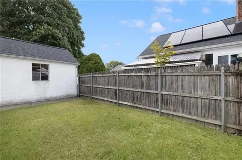 52 Hazael Street Providence RI 02908