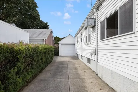 52 Hazael Street Providence RI 02908