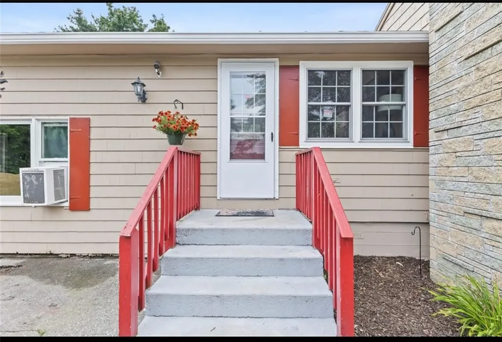 51 Mellon Road Warwick RI 02889