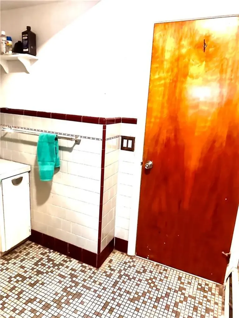46 Hopewell Avenue Cranston RI 02920