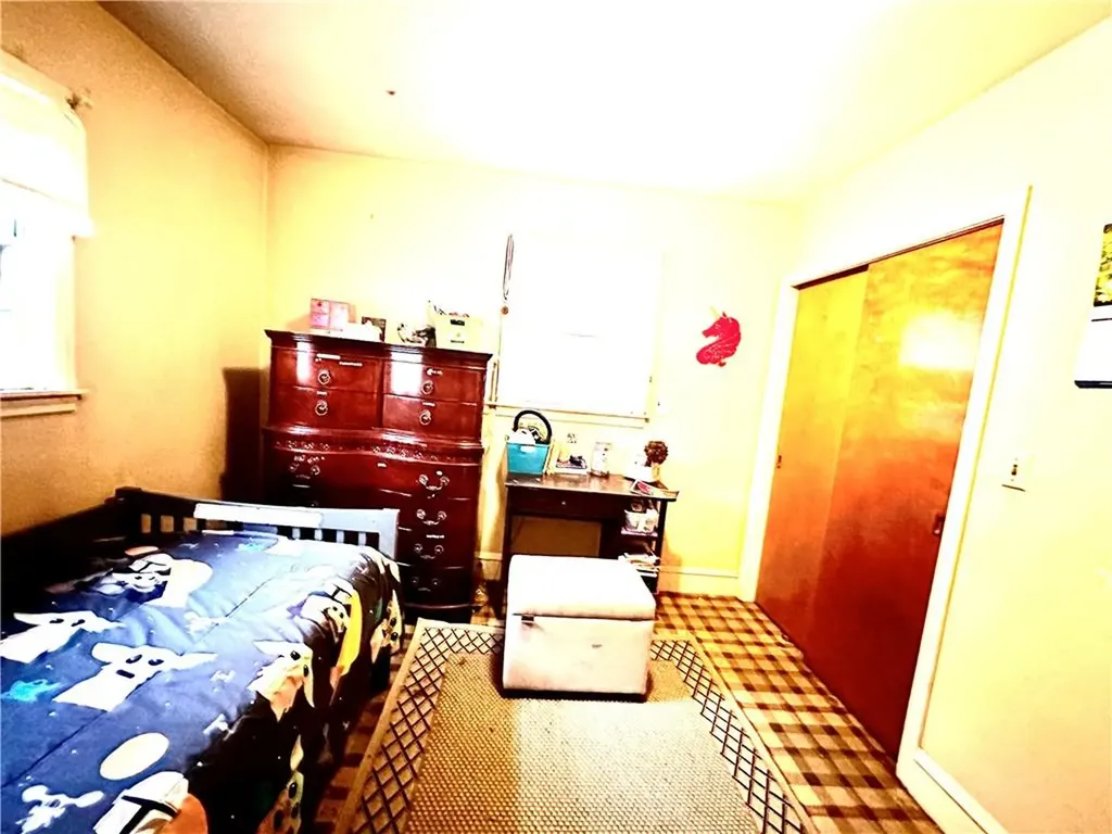 46 Hopewell Avenue Cranston RI 02920