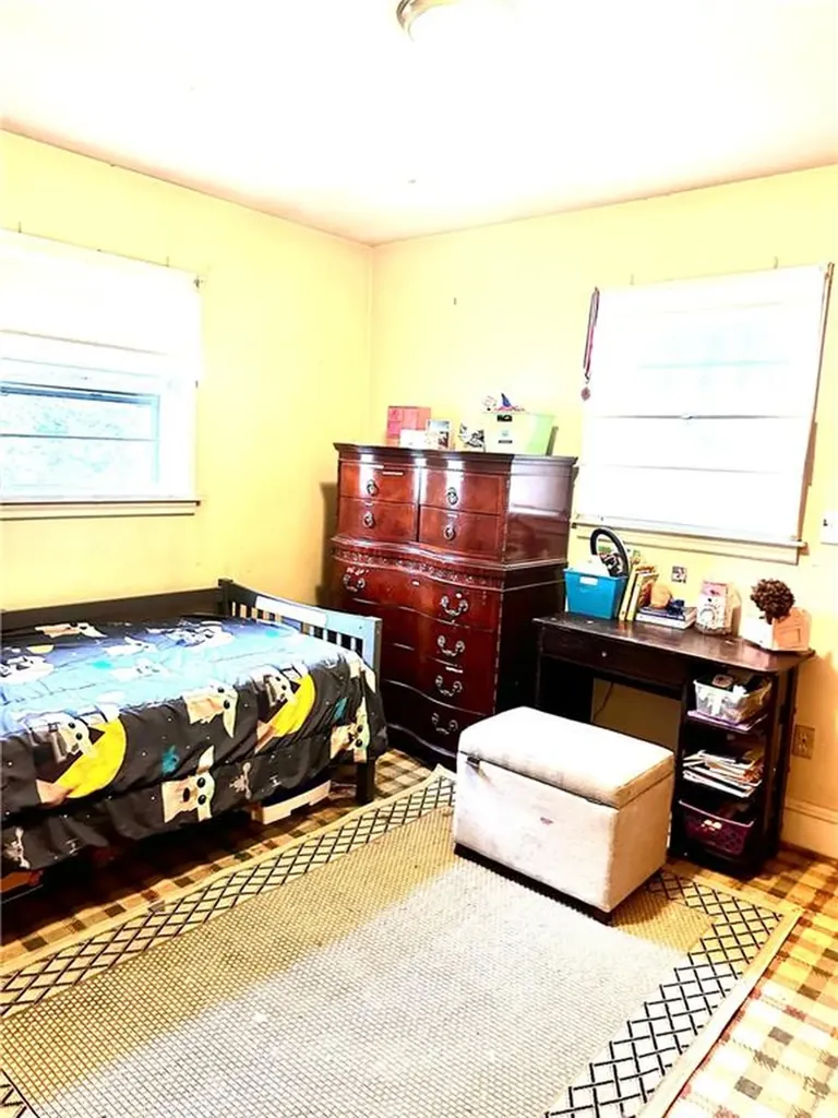 46 Hopewell Avenue Cranston RI 02920