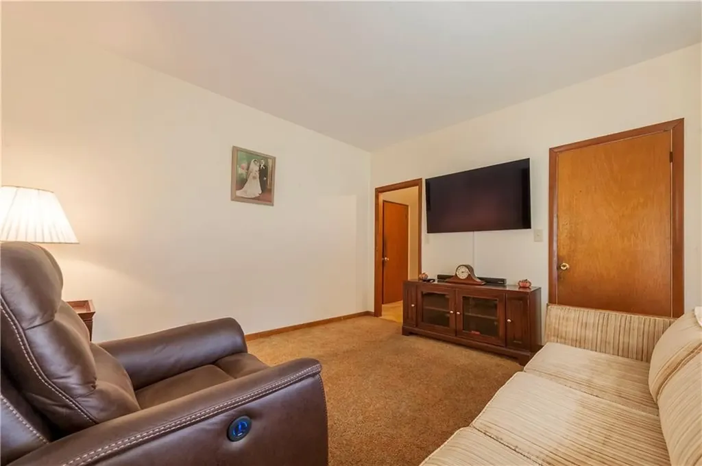 20 Webster Street Pawtucket RI 02860