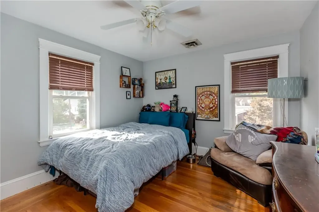 32 Lockmere Road Cranston RI 02910