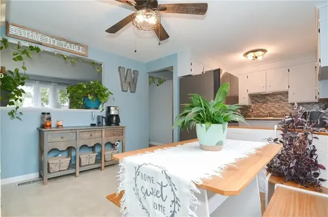 27 Primrose Drive East Providence RI 02915