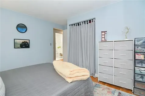 27 Primrose Drive East Providence RI 02915