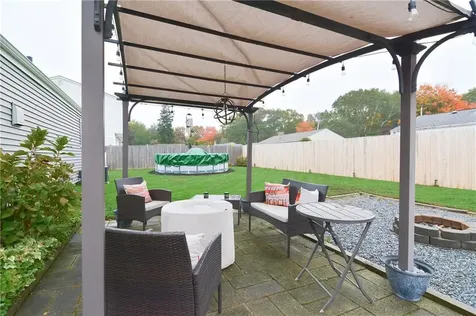 27 Primrose Drive East Providence RI 02915