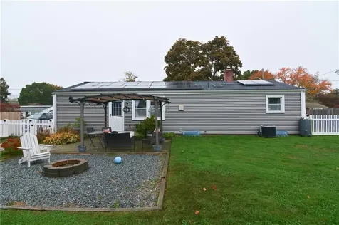 27 Primrose Drive East Providence RI 02915