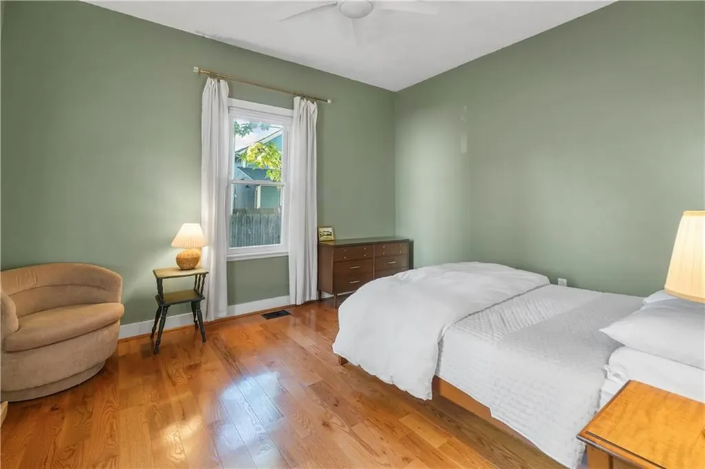 33 Marshall Street Providence RI 02909