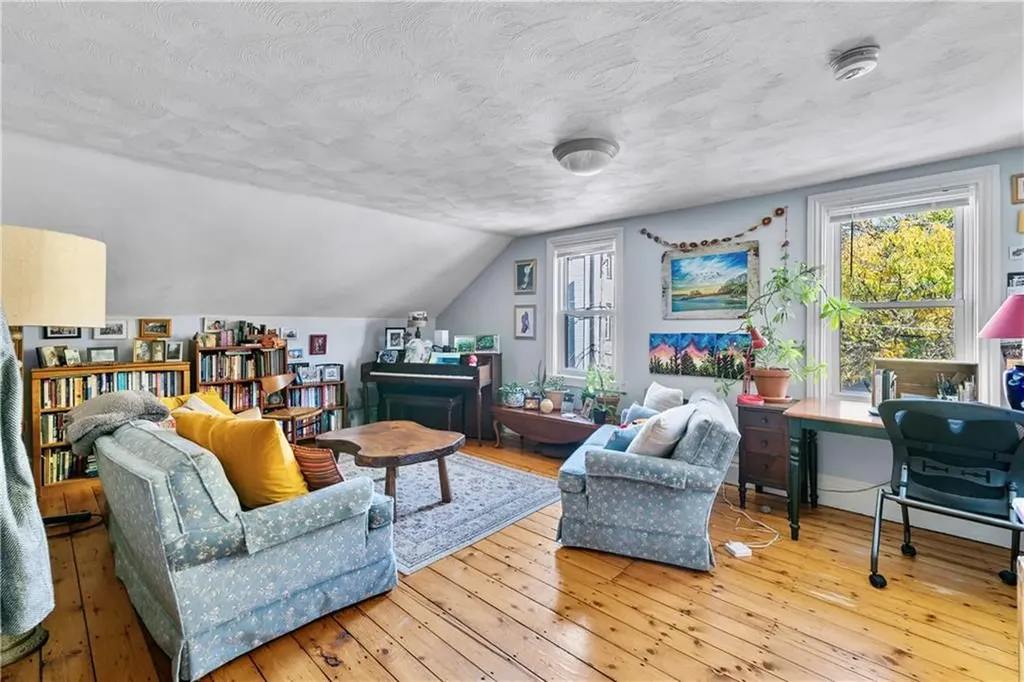 33 Marshall Street Providence RI 02909