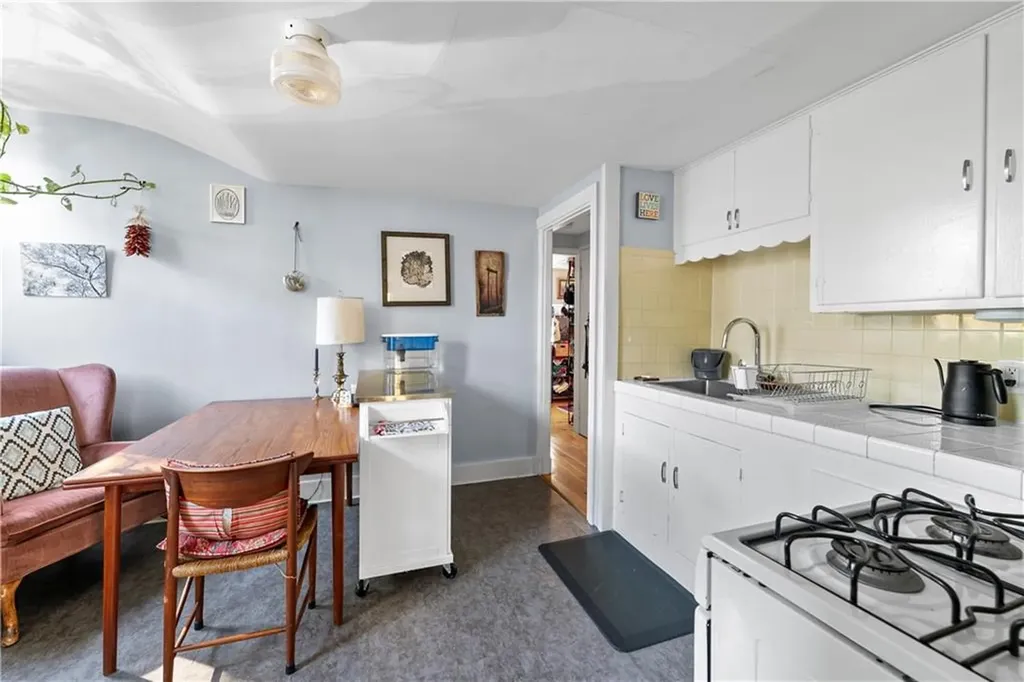 33 Marshall Street Providence RI 02909