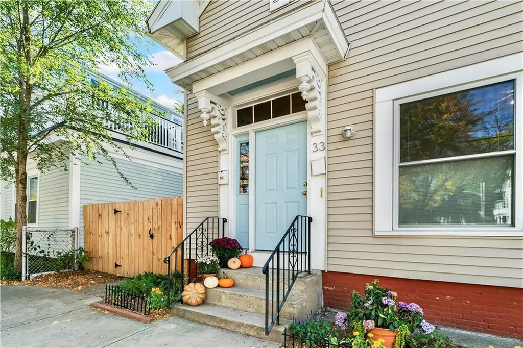 33 Marshall Street Providence RI 02909