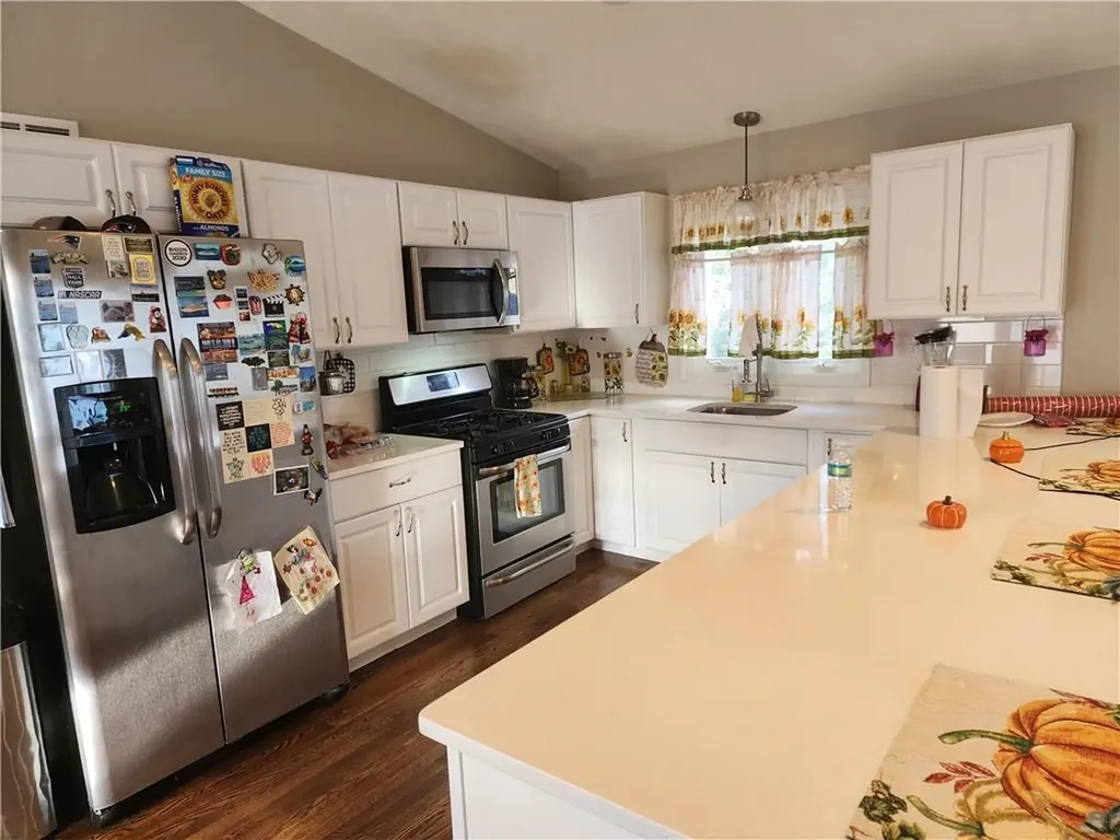 147 Obed Avenue North Providence RI 02904