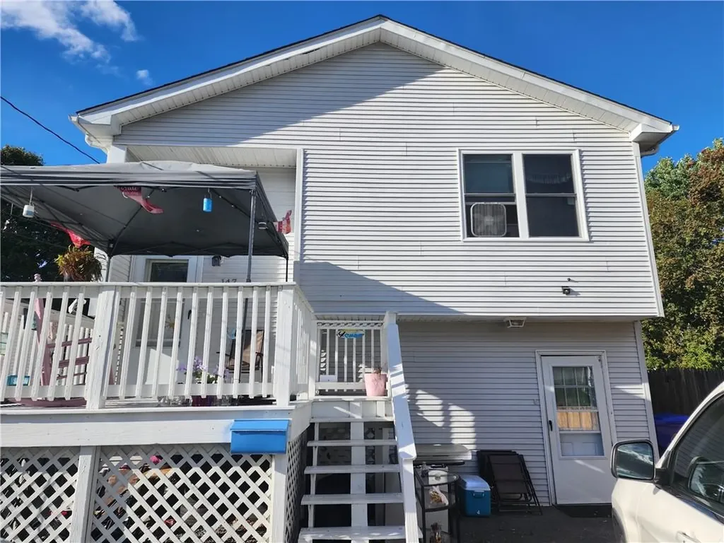 147 Obed Avenue North Providence RI 02904