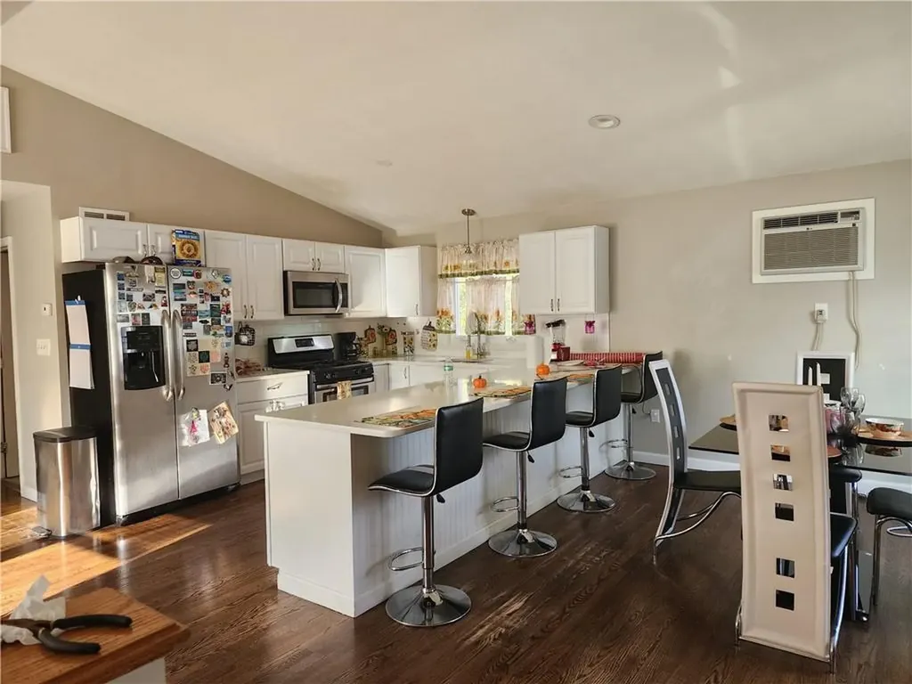 147 Obed Avenue North Providence RI 02904