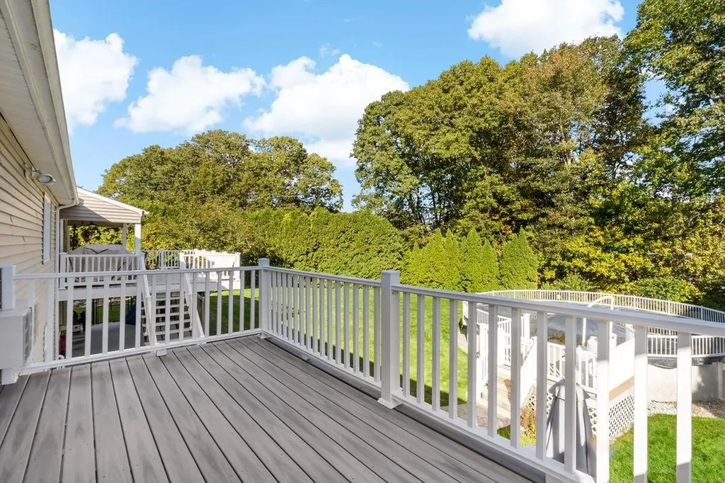 17 Driftwood Drive Coventry RI 02816