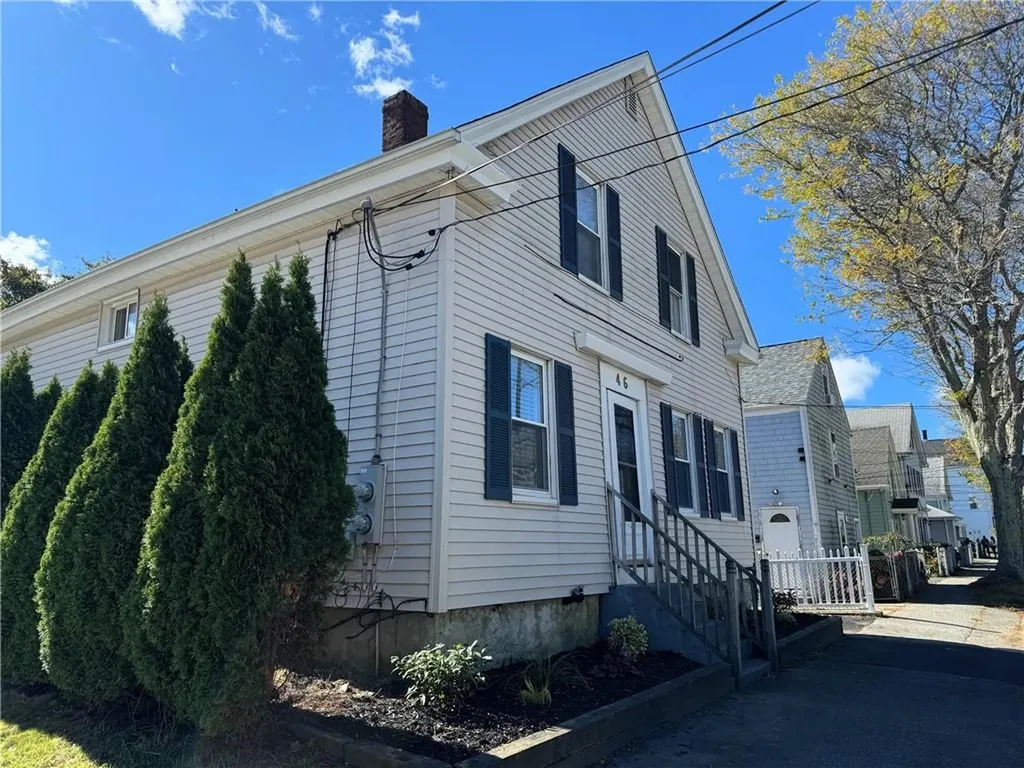 46 Mount Hope Avenue Bristol RI 02809