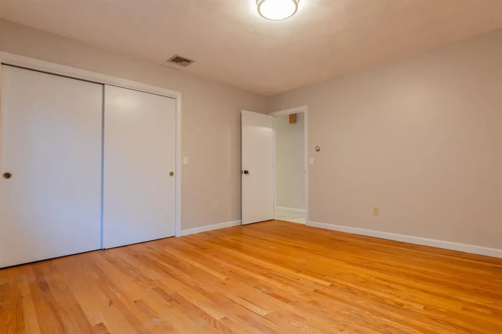 68 Virginia Lane Providence RI 02908