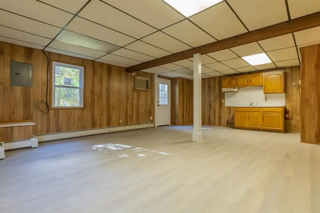 68 Virginia Lane Providence RI 02908