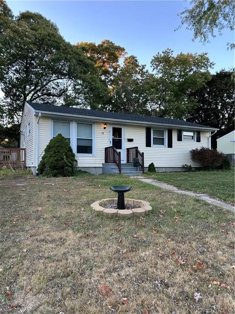73 Burbank Drive Warwick RI 02886