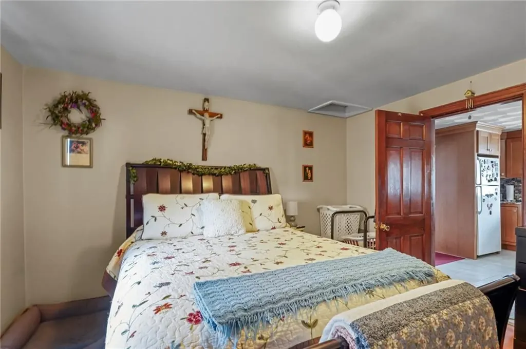 83 Farnum Pike Smithfield RI 02917