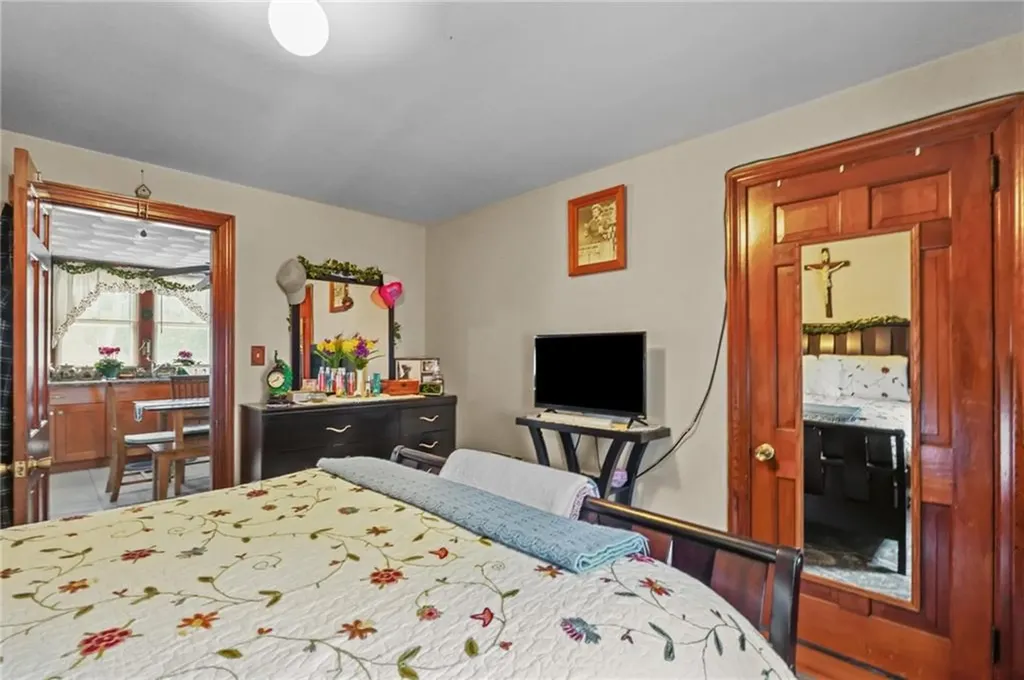 83 Farnum Pike Smithfield RI 02917