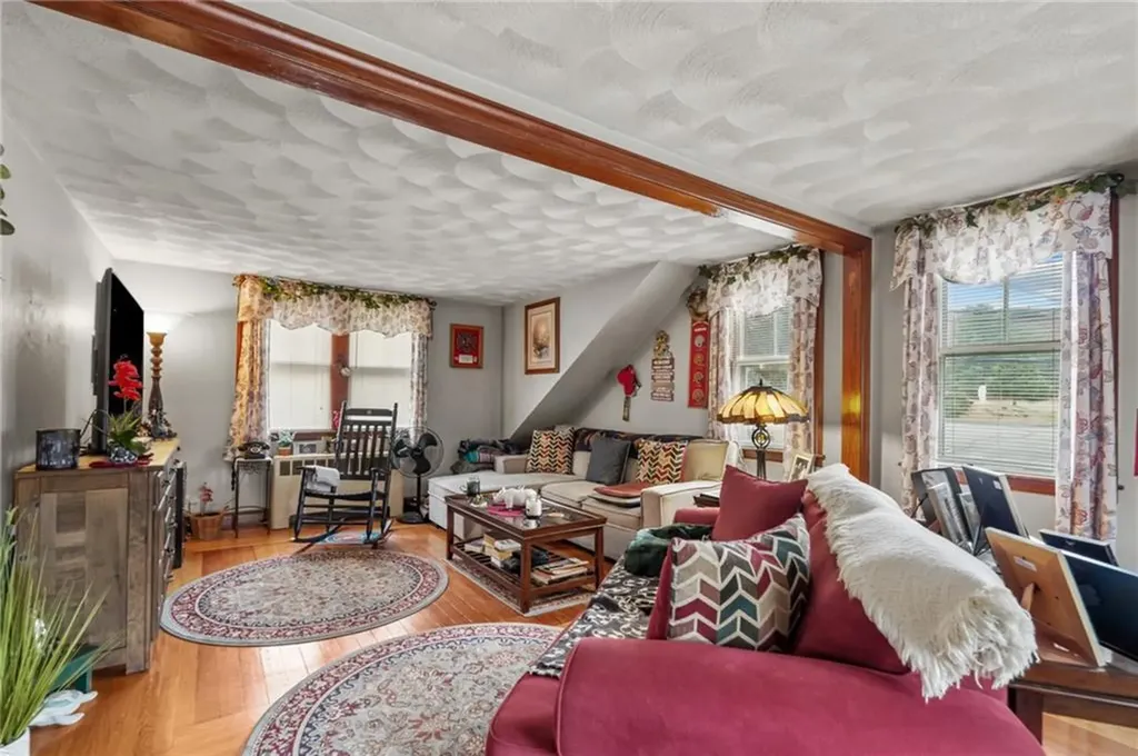 83 Farnum Pike Smithfield RI 02917