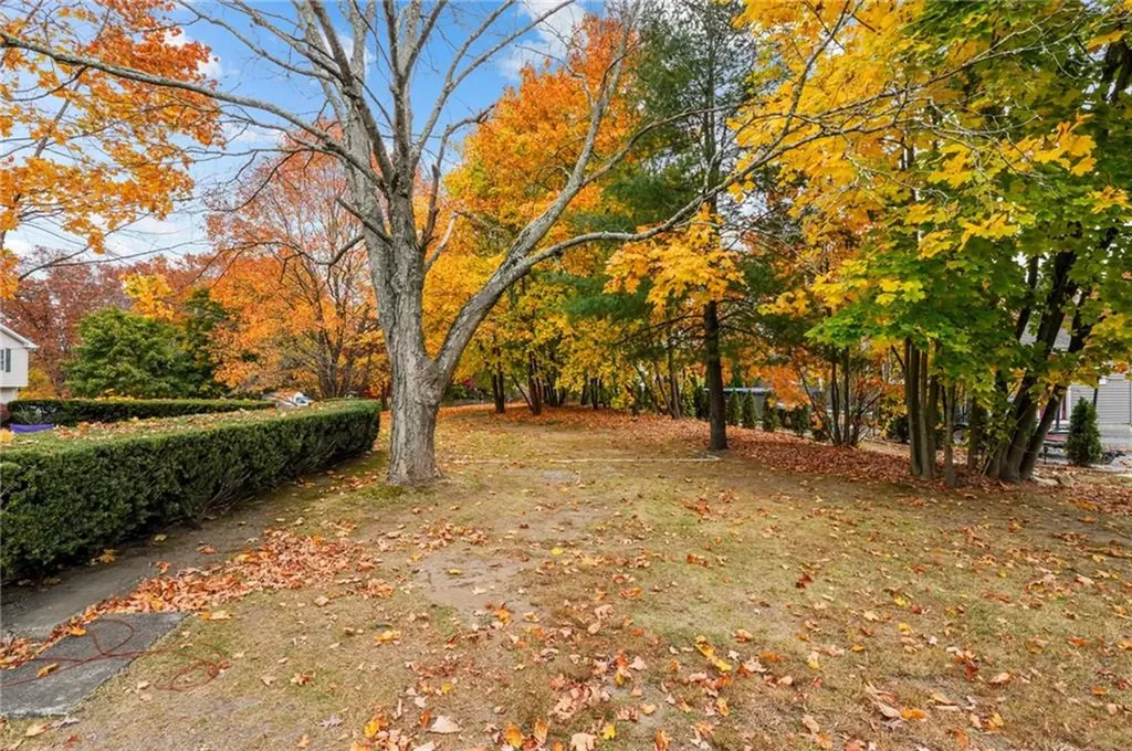 83 Farnum Pike Smithfield RI 02917