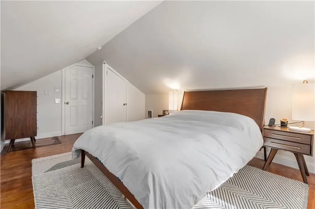 11 Bristol Avenue Pawtucket RI 02861