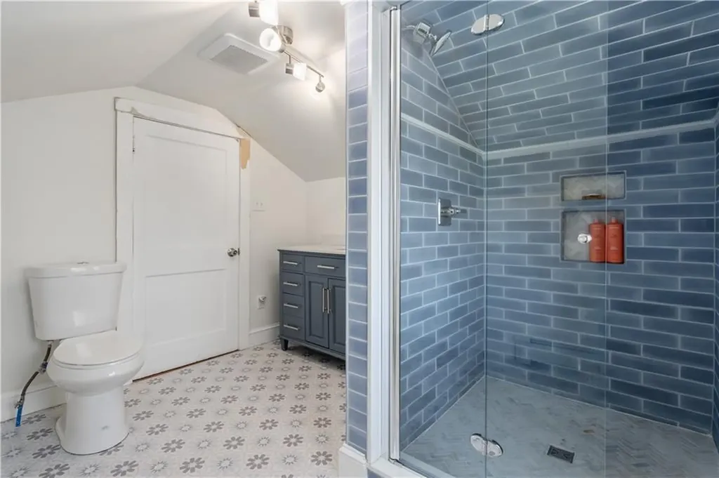 11 Bristol Avenue Pawtucket RI 02861