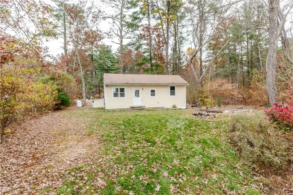 114 Vine Street Coventry RI 02816